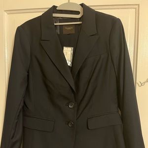 Navy woman’s suit, 2 piece